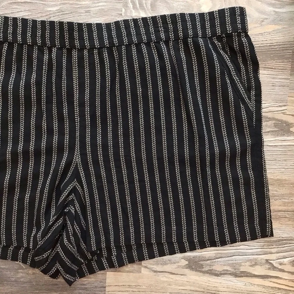 Sonoma black chevron